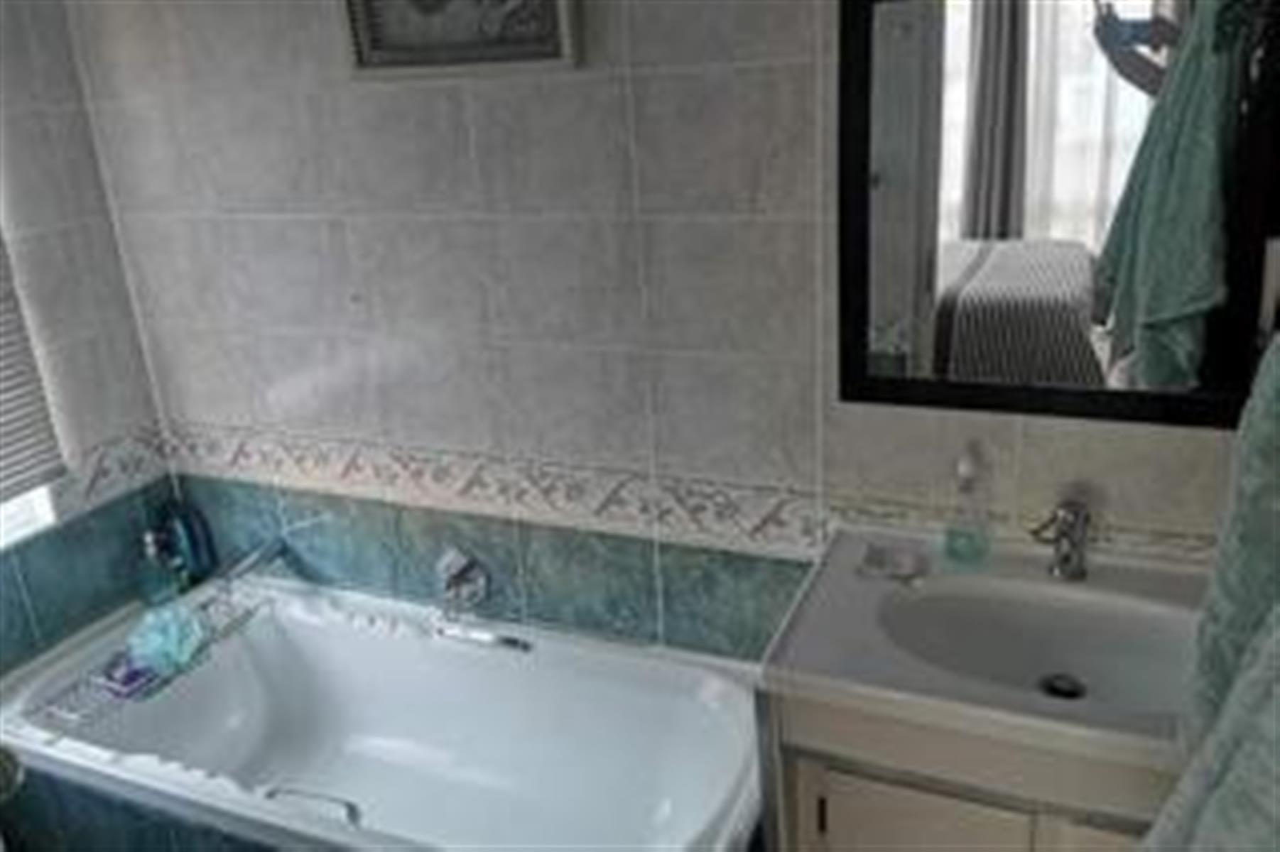 Property Ref No: 26160e.jpg