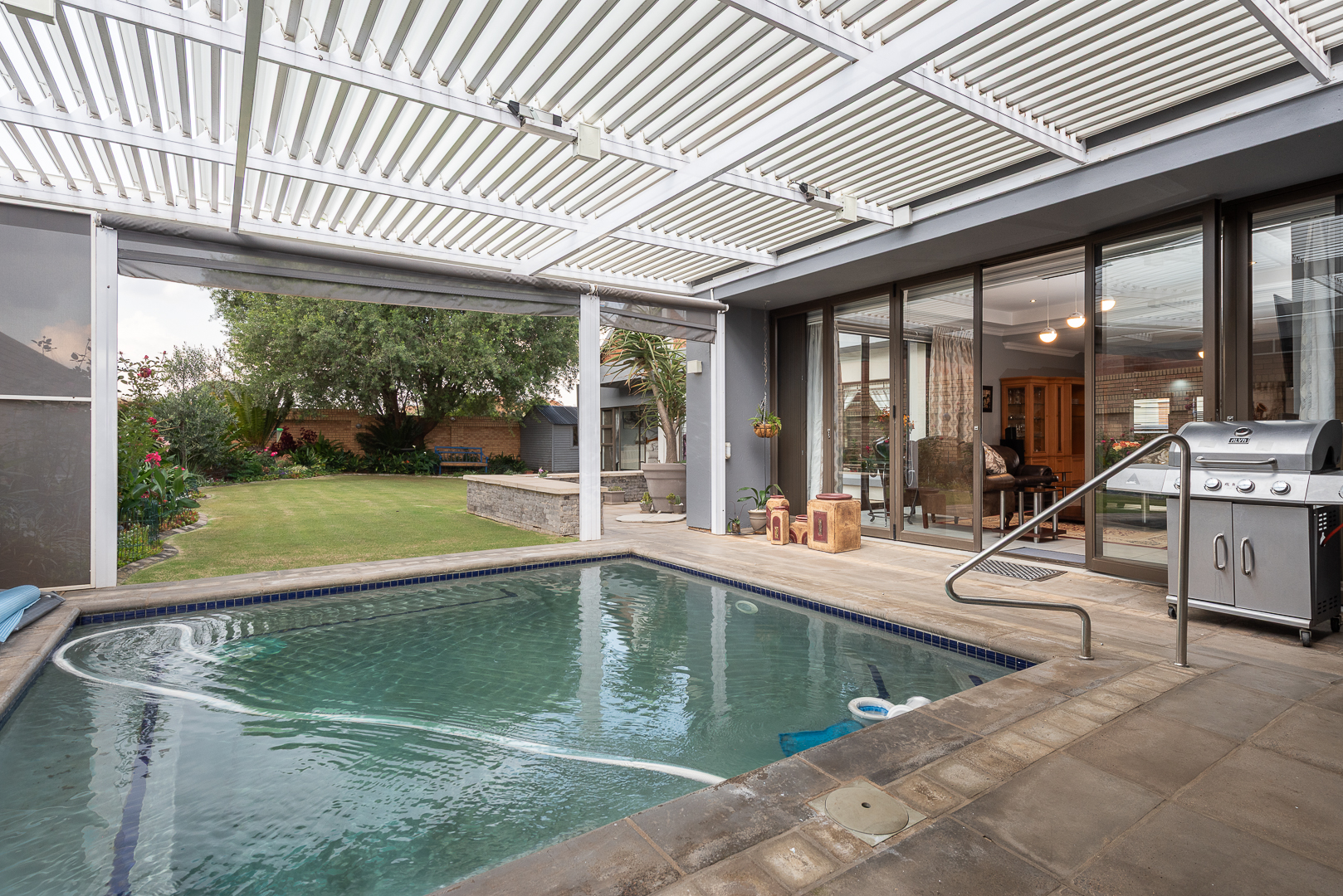 Property Ref No: 25943i.jpg