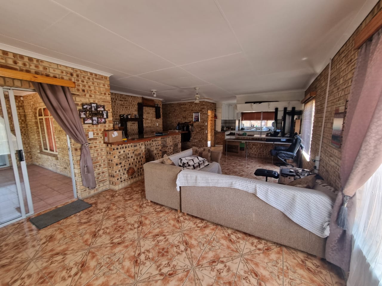 Property Ref No: 26201b.jpg