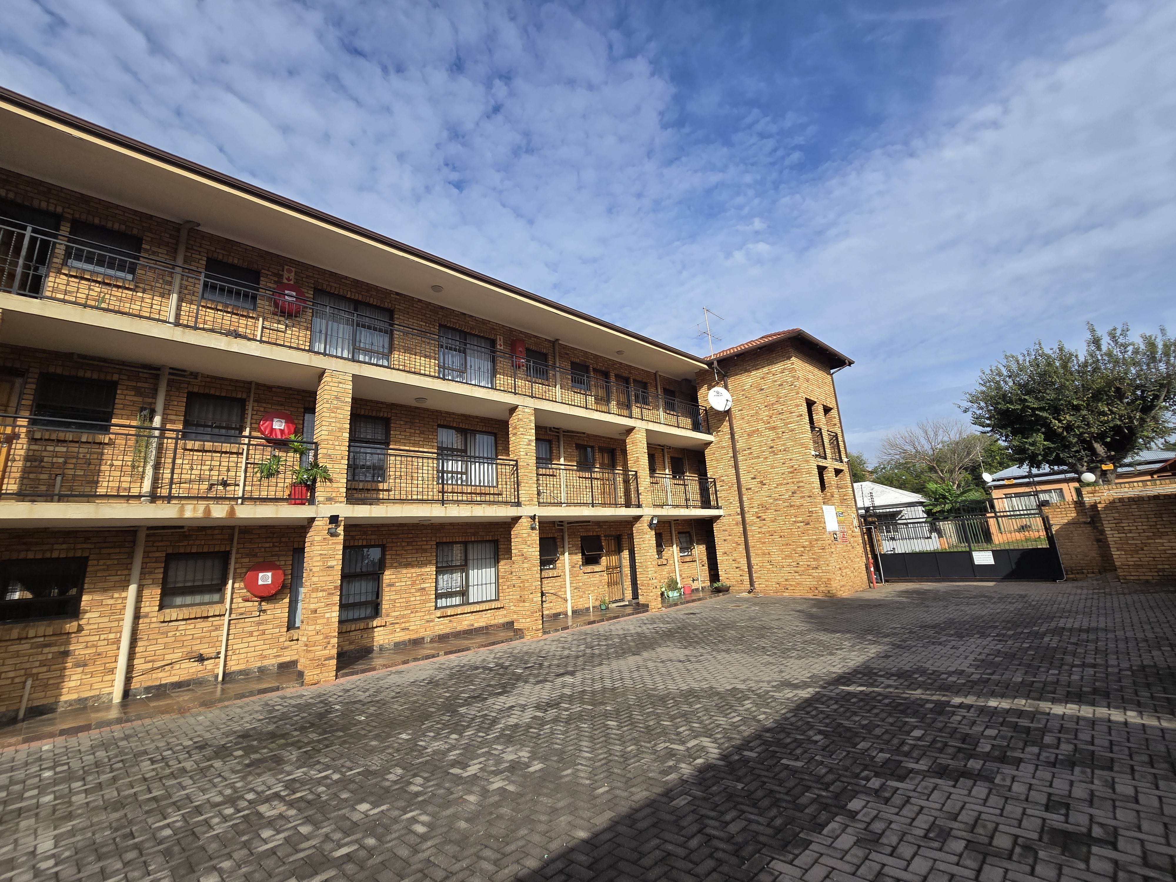 View Property Ref No: 25886