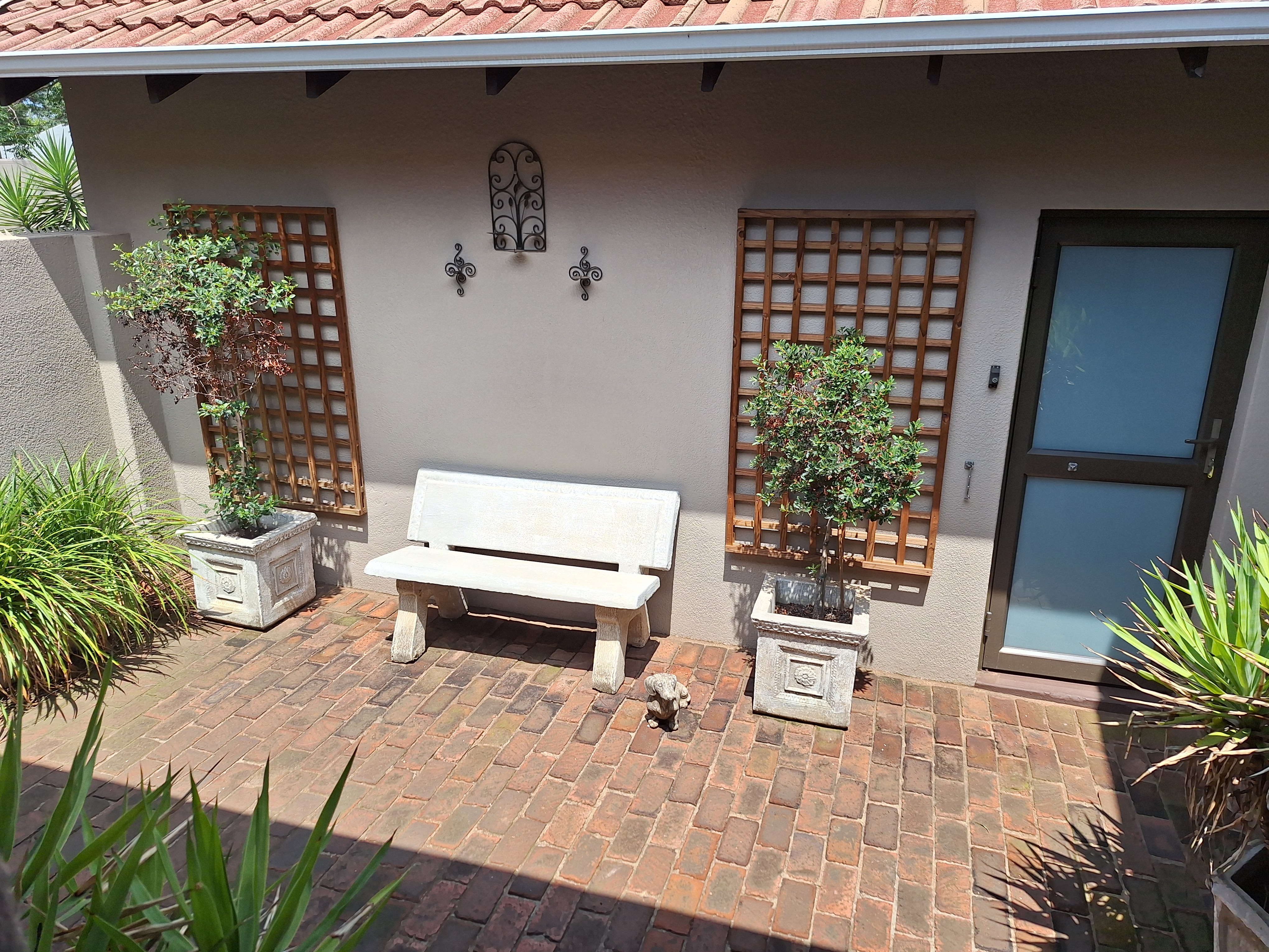 Property Ref No: 25940i.jpg