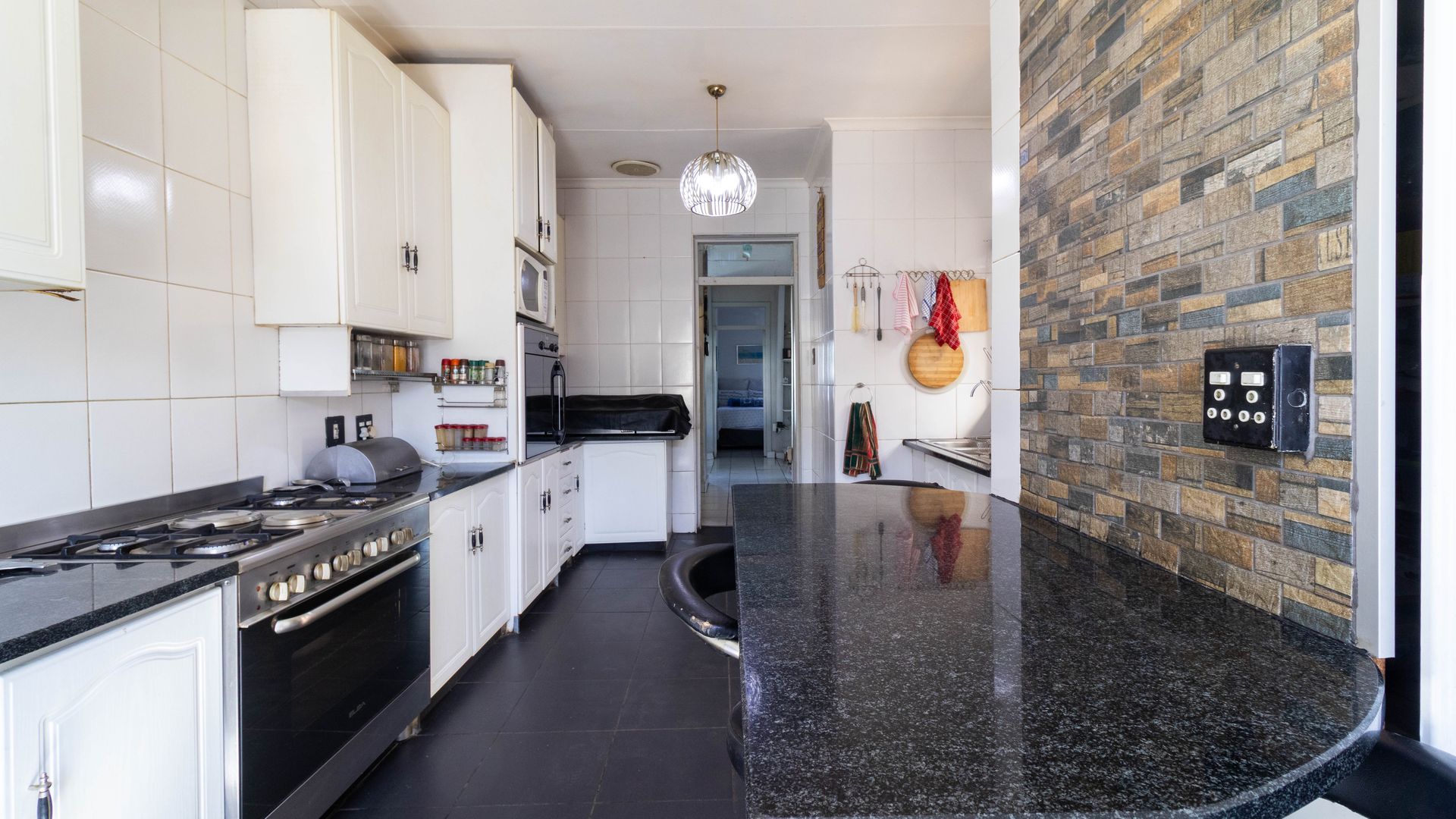 Property Ref No: 25540d.jpg