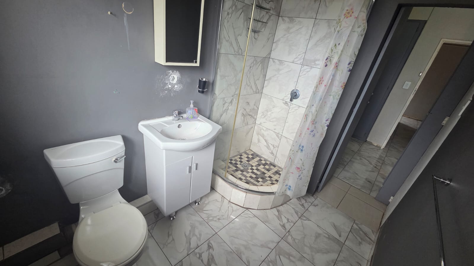 Property Ref No: 25803d.jpg