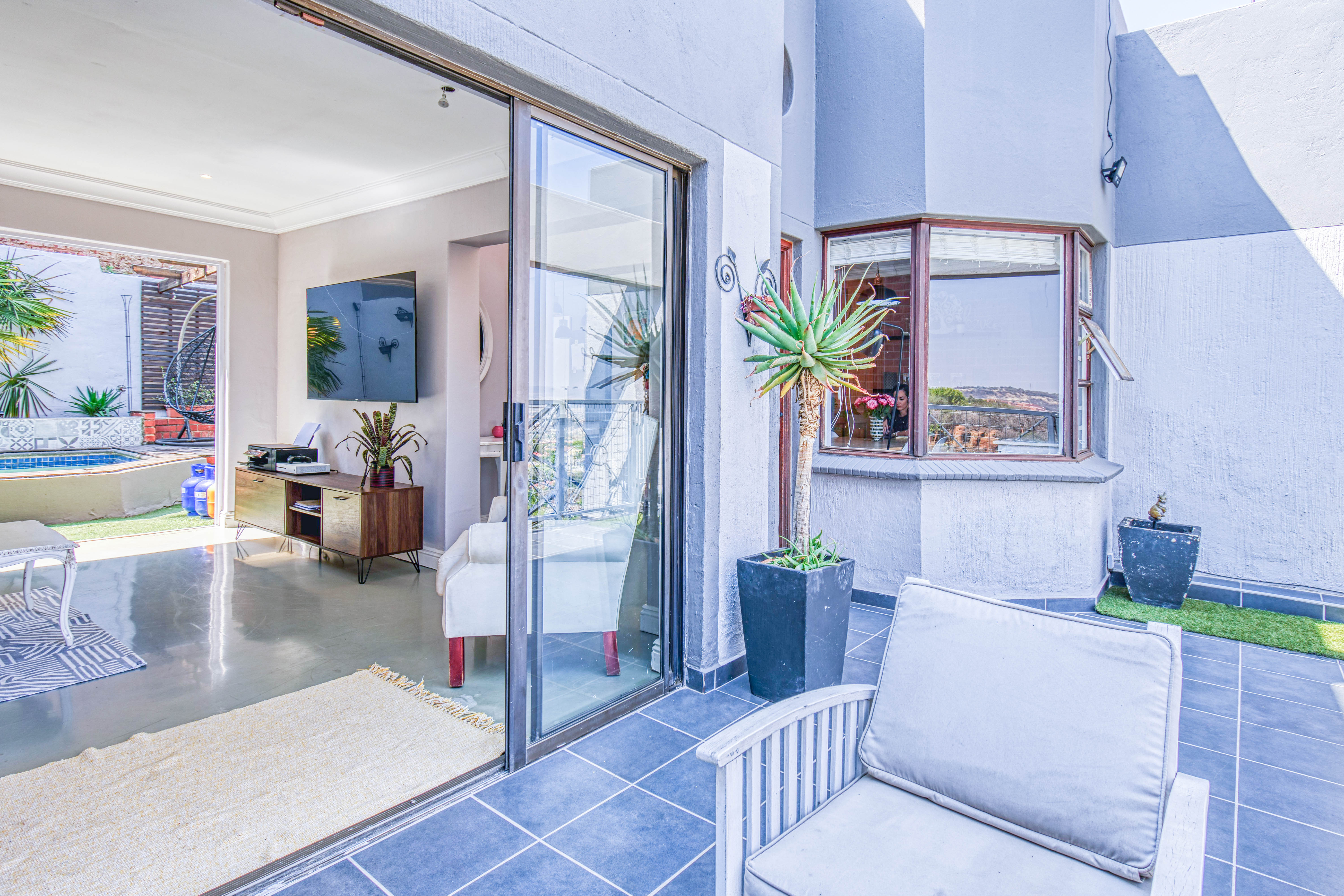 Property Ref No: 25853b.JPG