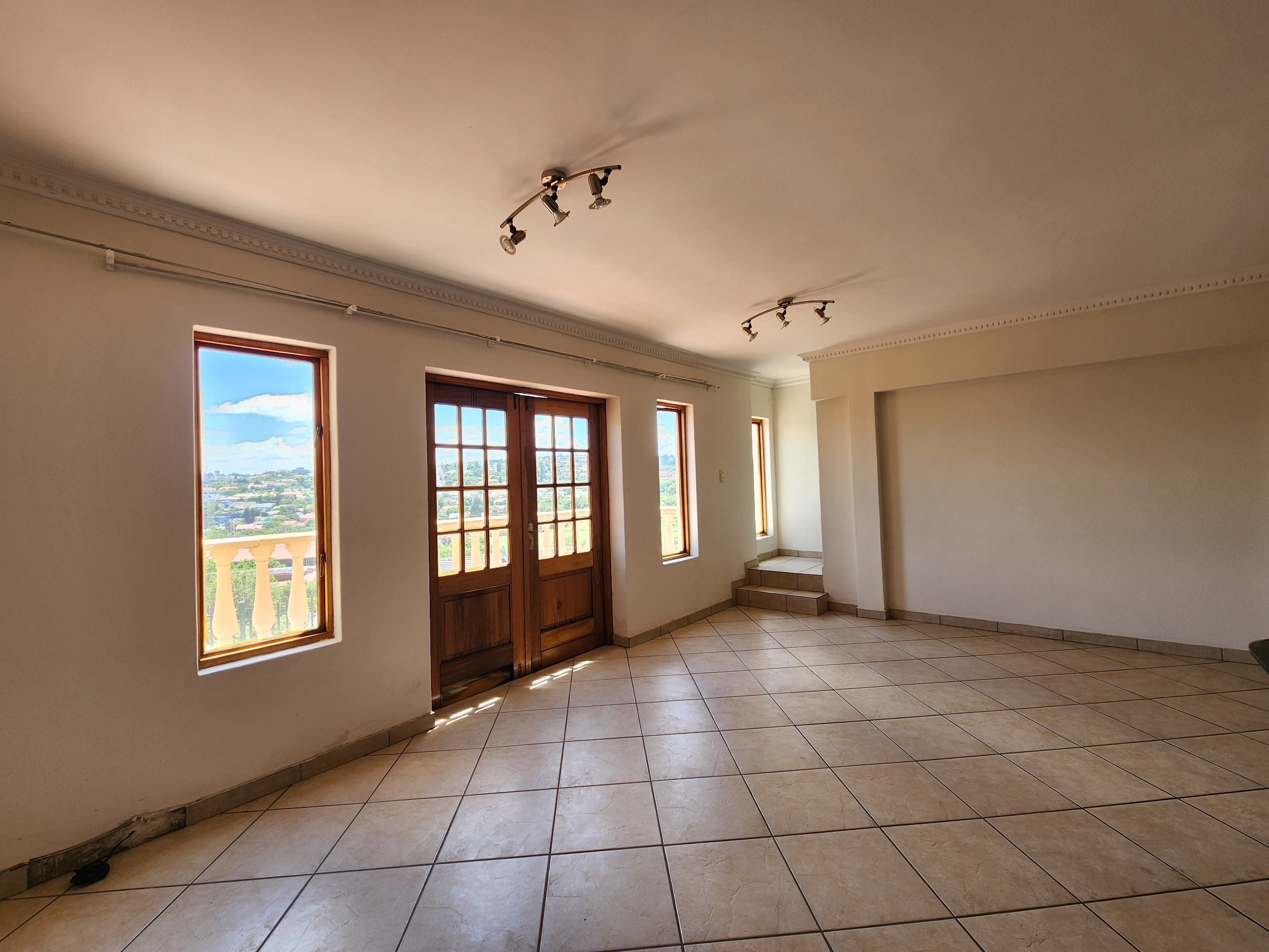 Property Ref No: 25667d.jpg