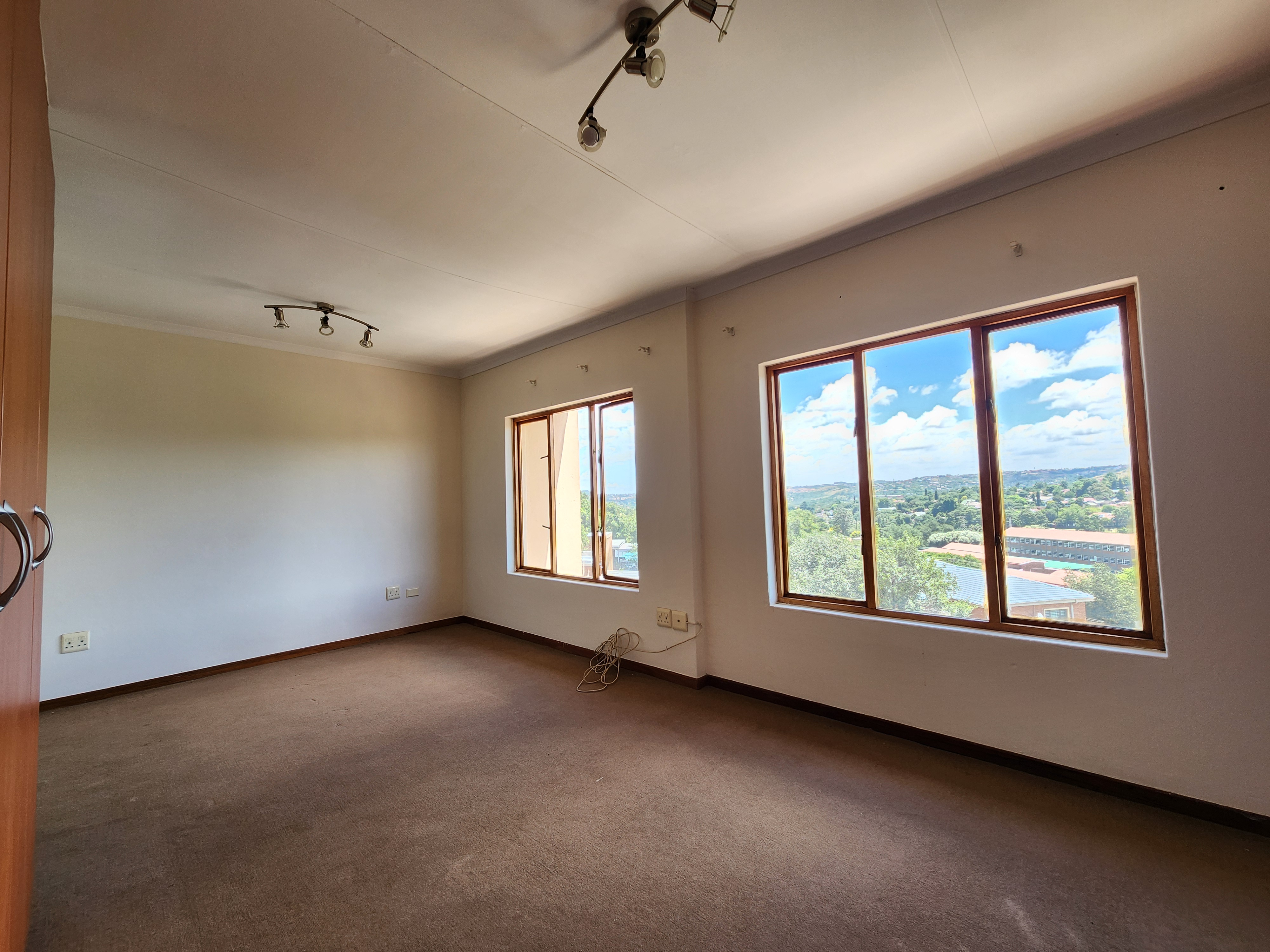 Property Ref No: 25667g.jpg