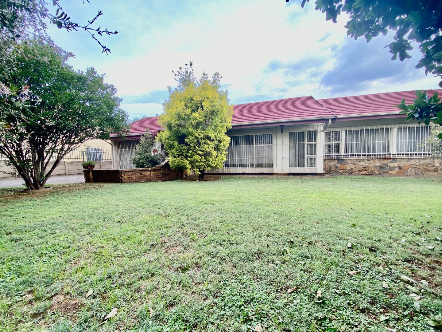 View Property Ref No: 26129