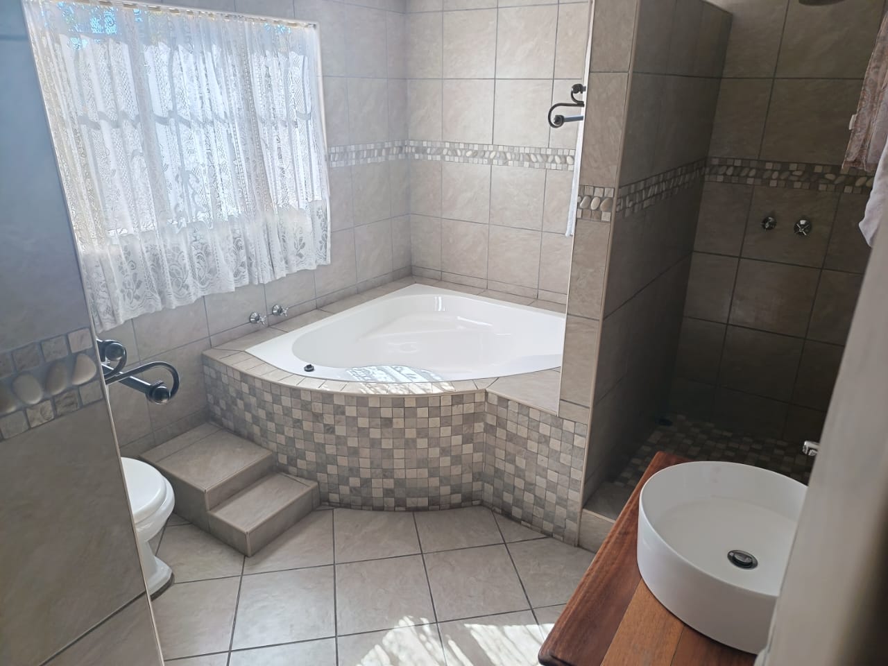Property Ref No: 25751d.jpg