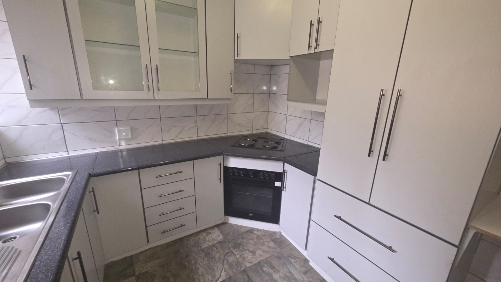 Property Ref No: 25803a.jpg