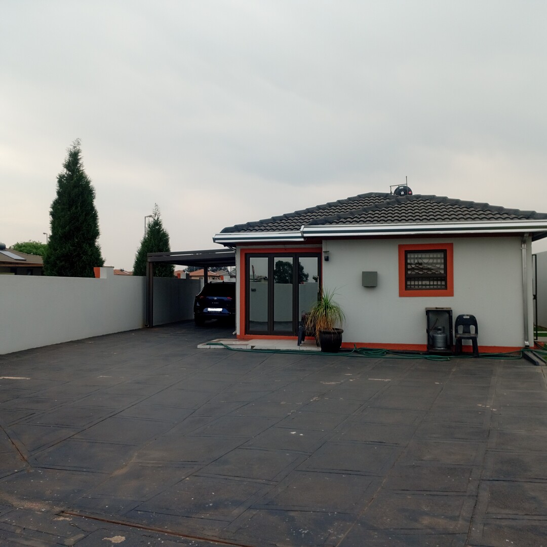 View Property Ref No: 25859