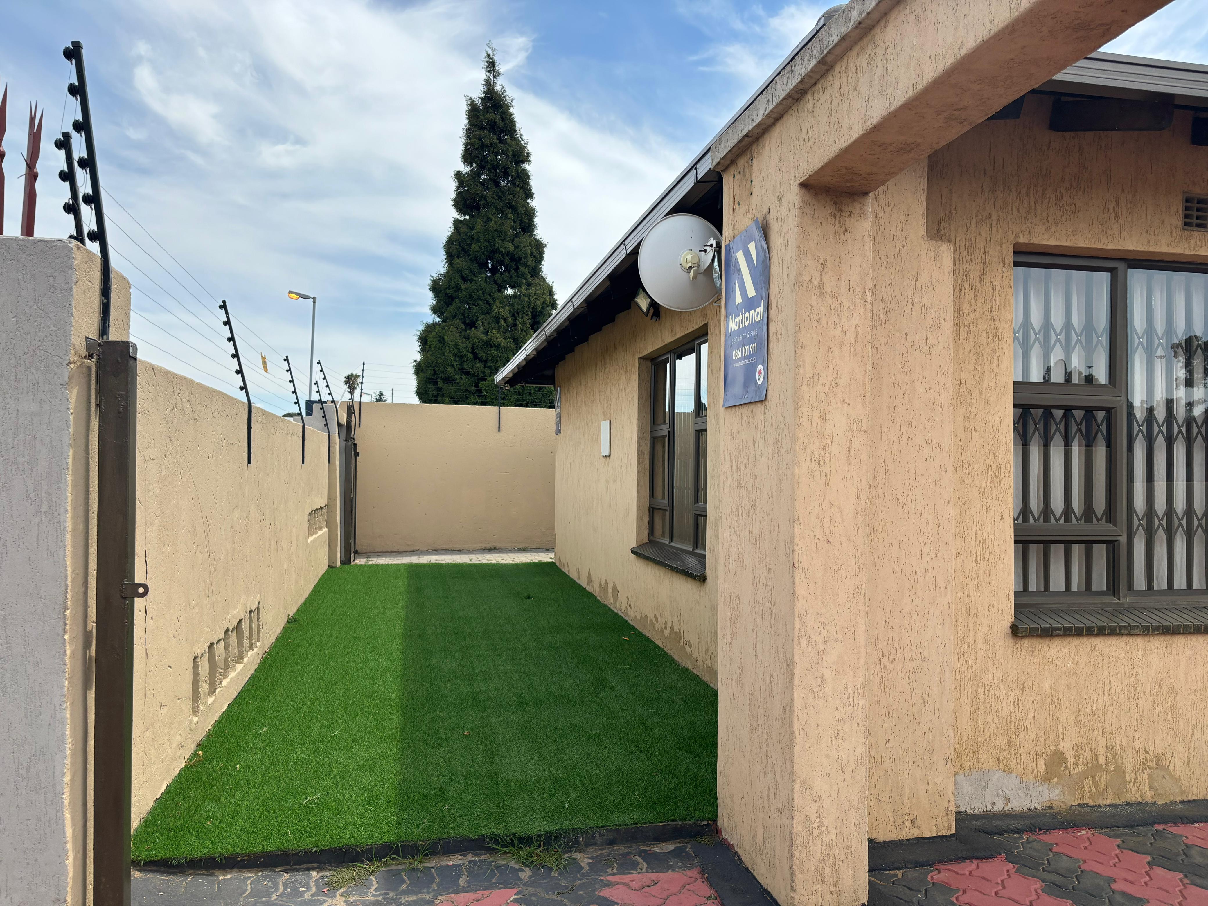 Property Ref No: 25888i.jpg