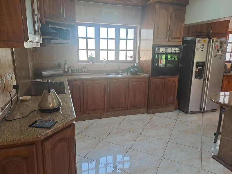 Property Ref No: 25913c.jpg