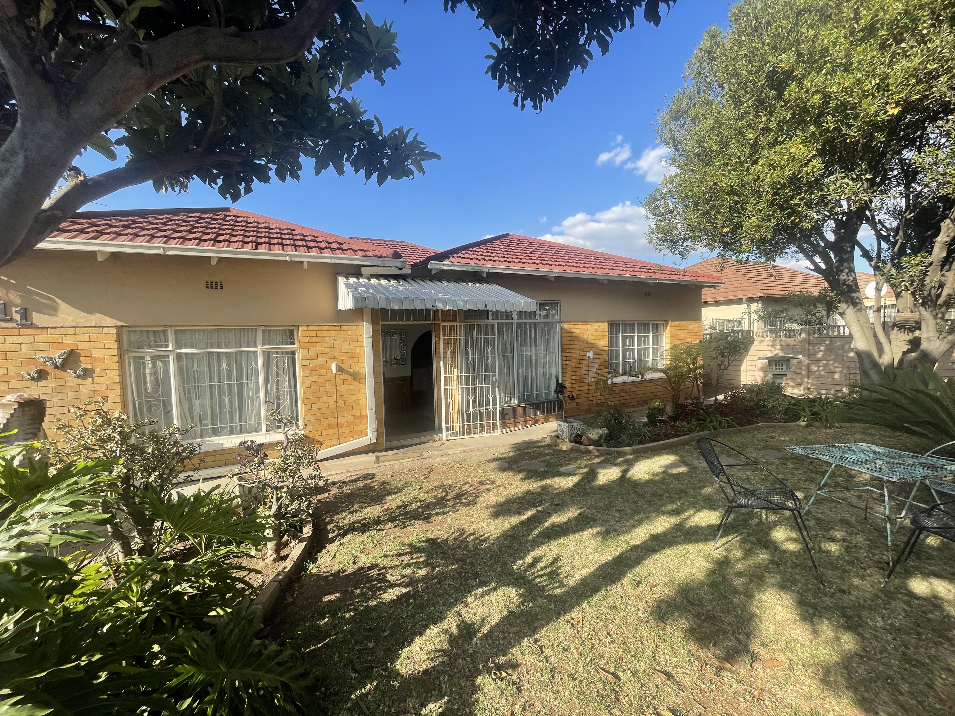 View Property Ref No: 23227