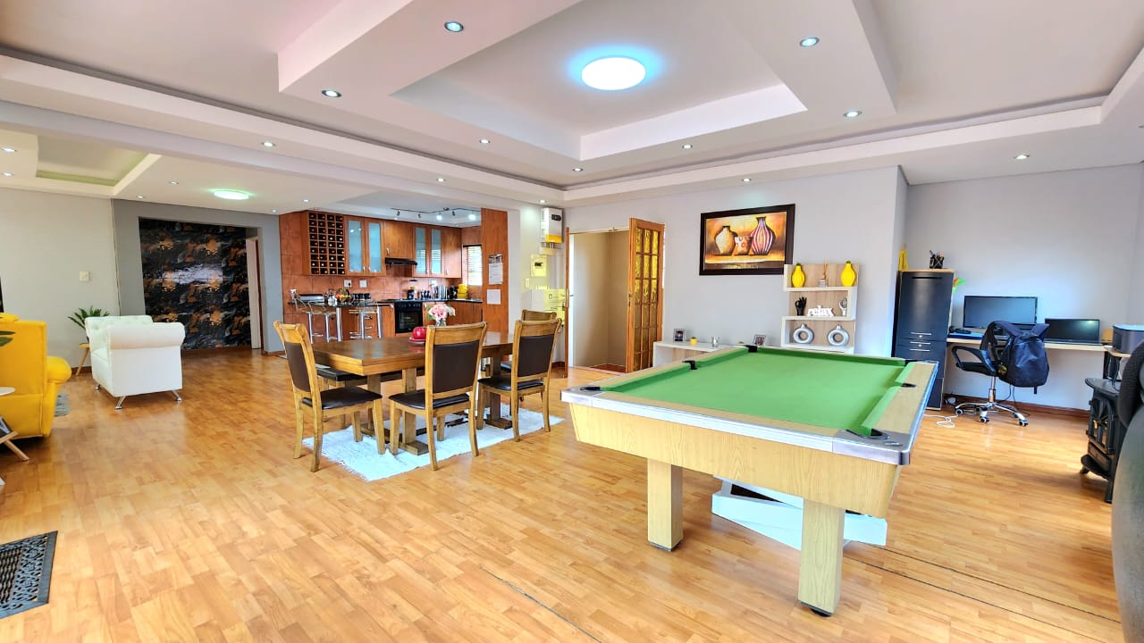 Property Ref No: 26185c.jpg