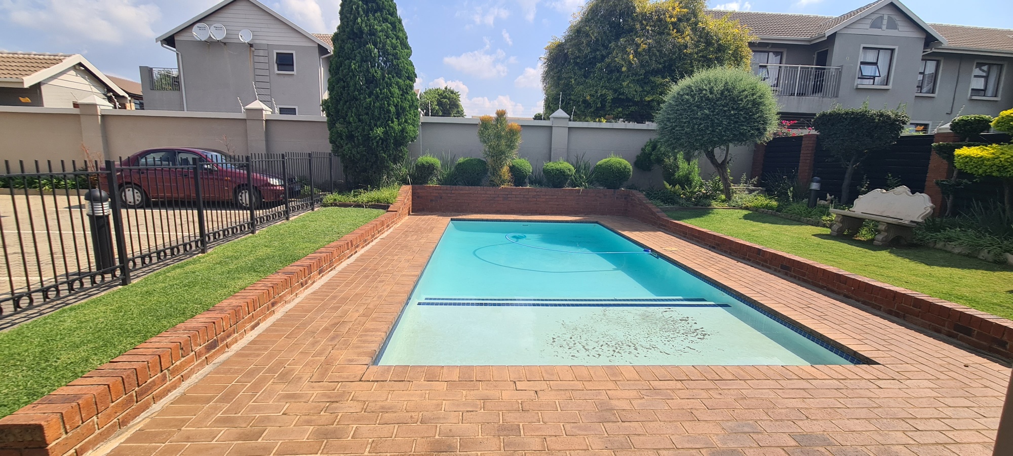 Property Ref No: 25565i.jpg