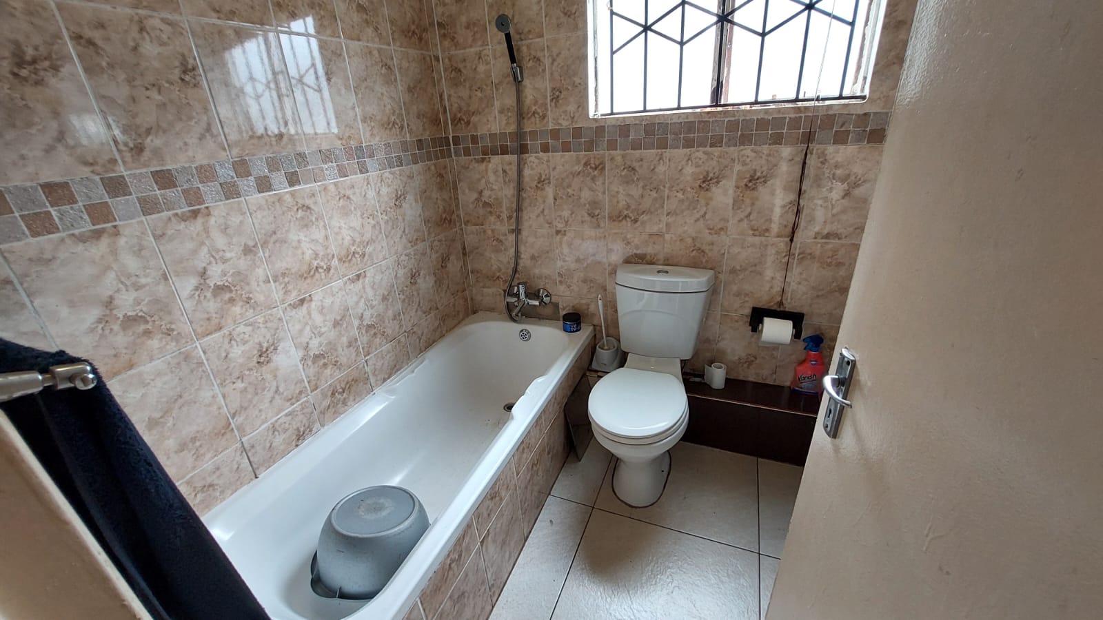 Property Ref No: 25586c.jpeg