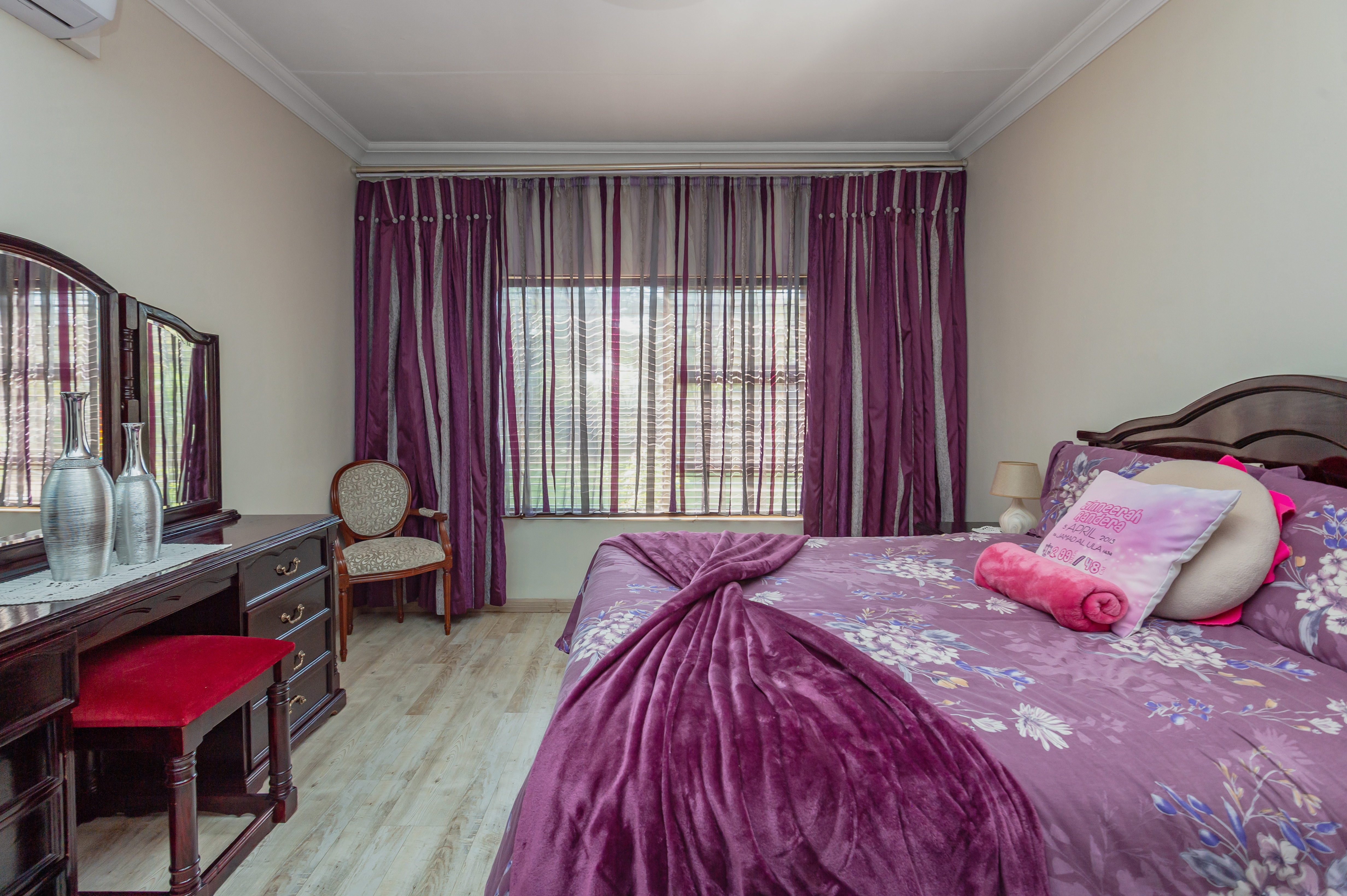 Property Ref No: 25599e.jpg