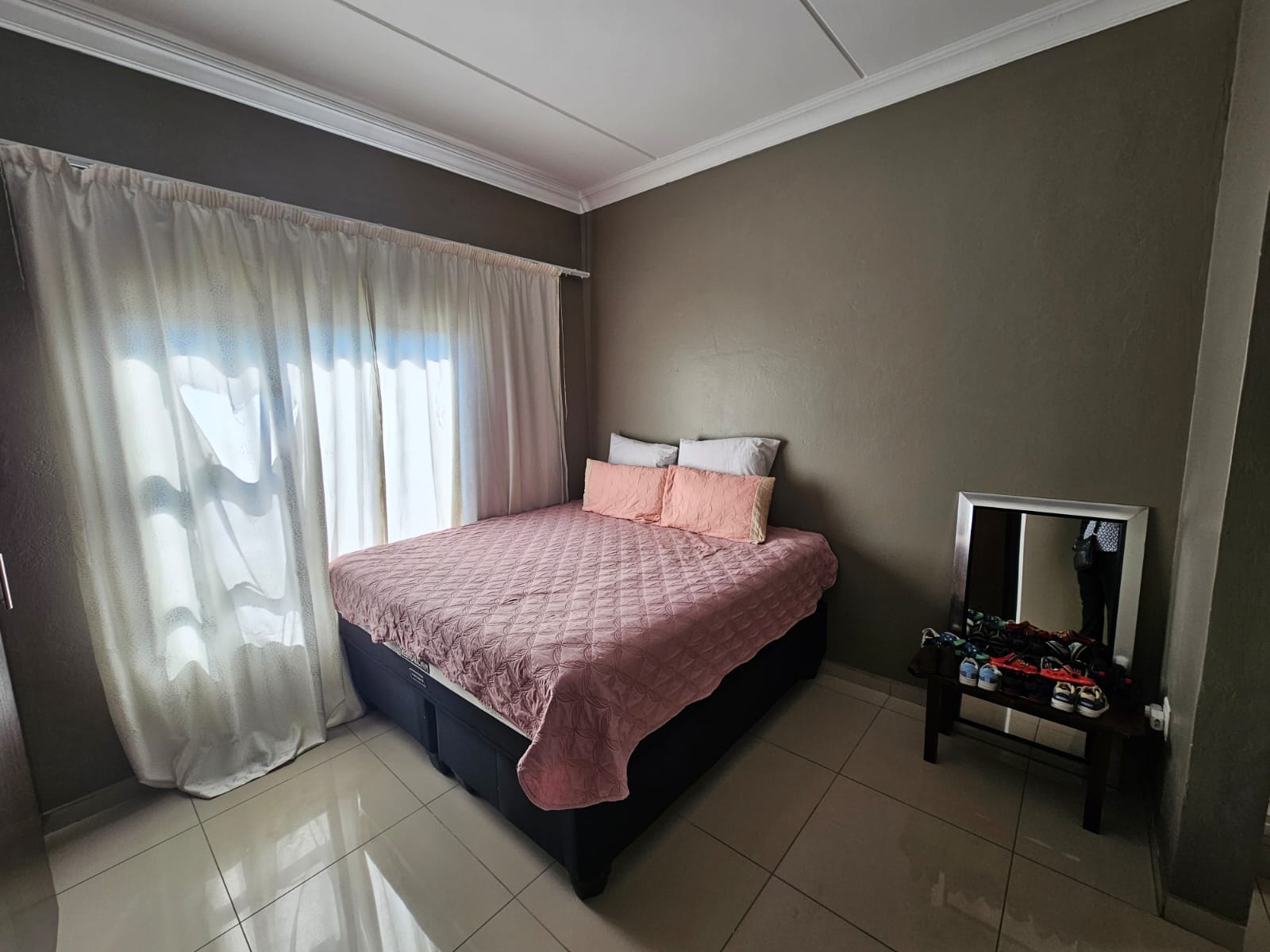 Property Ref No: 25875f.jpg