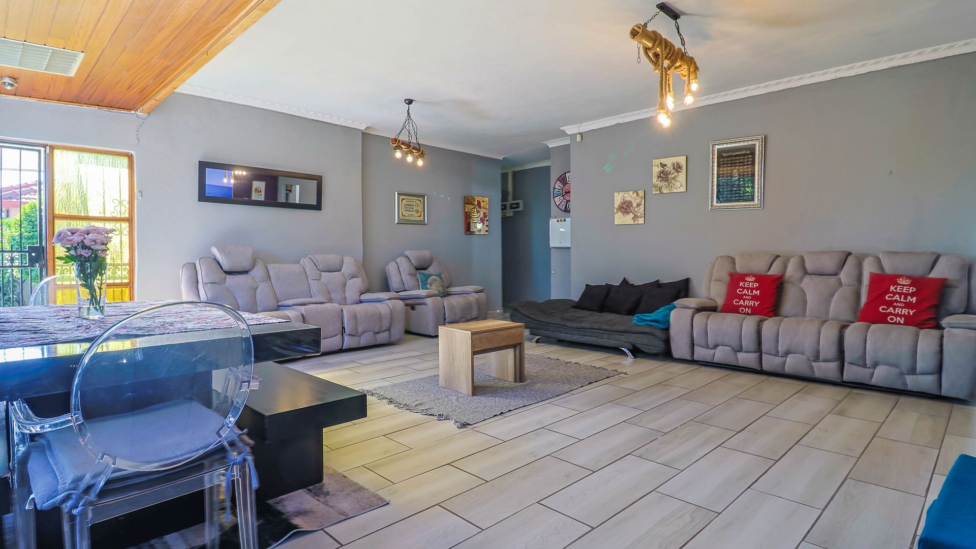 Property Ref No: 25542a.jpg
