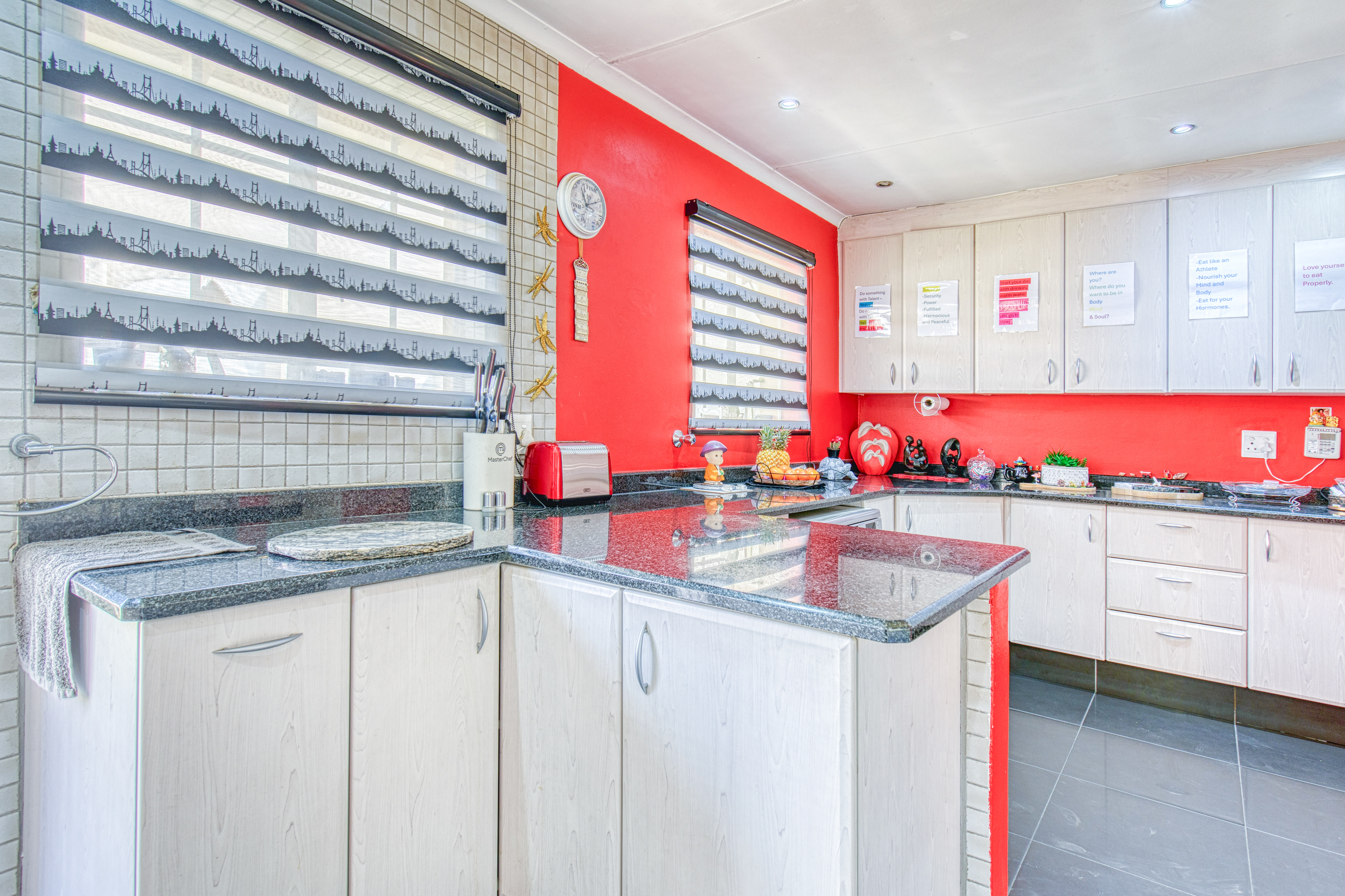 Property Ref No: 25866b.JPG