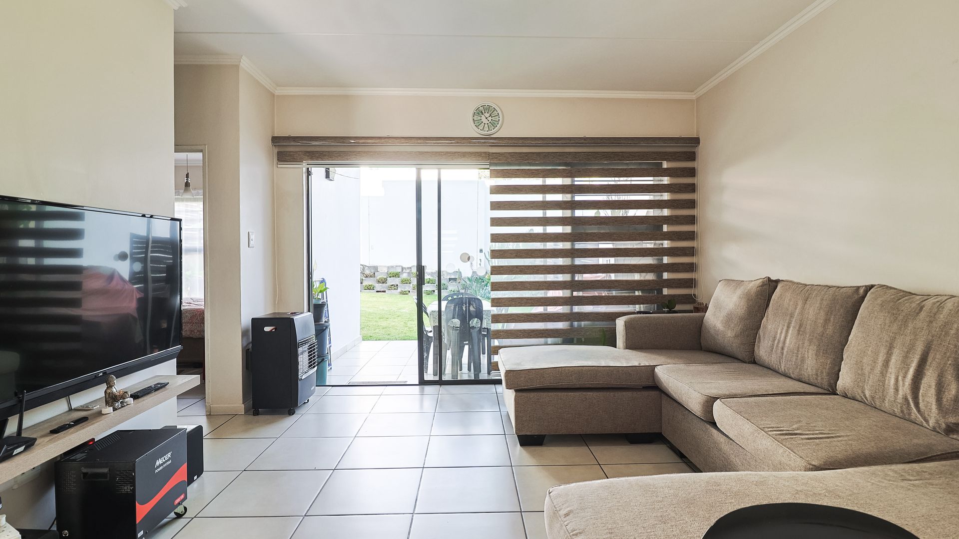 Property Ref No: 25869b.jpg