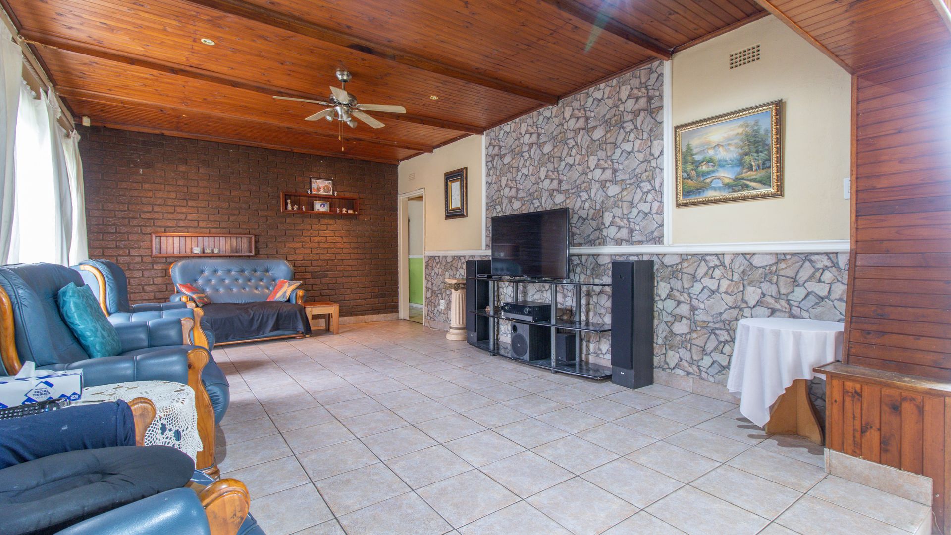 Property Ref No: 25417b.jpg