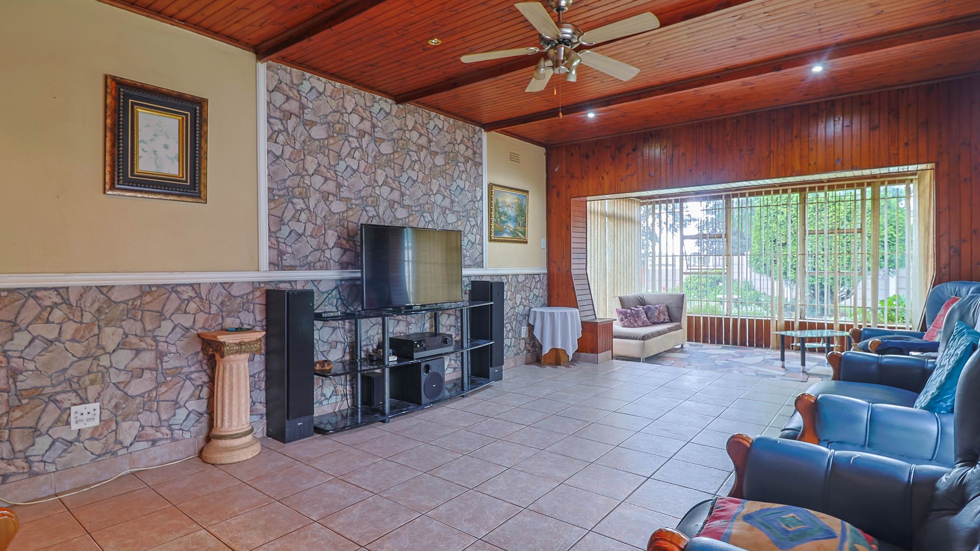 Property Ref No: 25417c.jpg