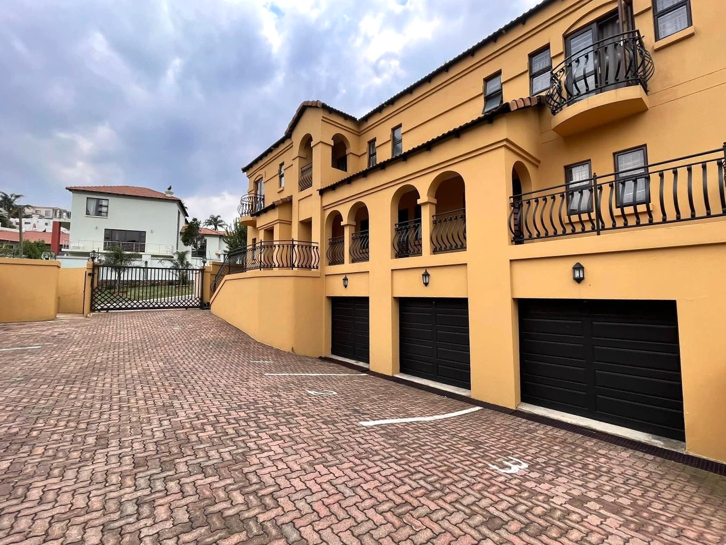 View Property Ref No: 25443