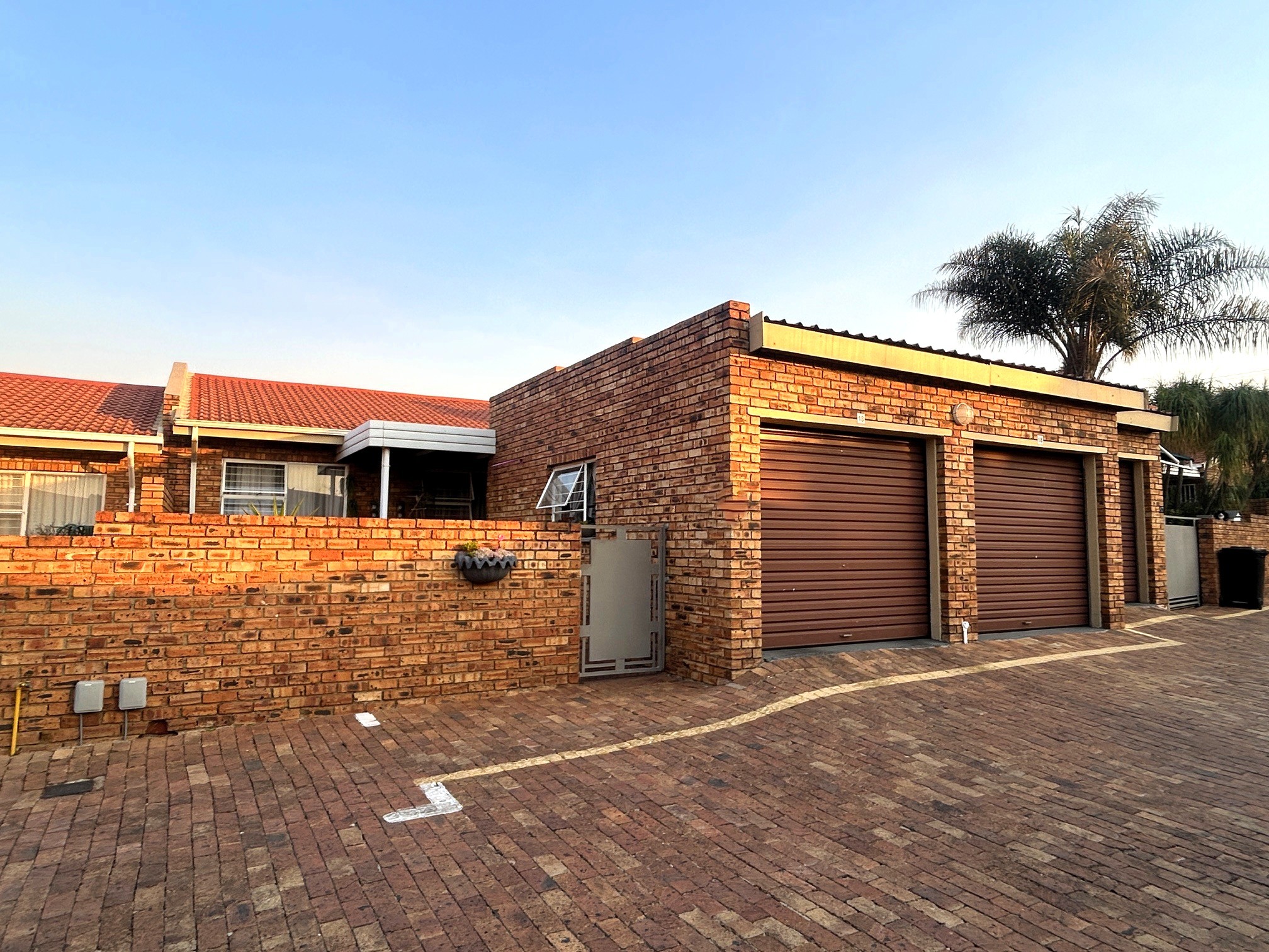 View Property Ref No: 25527