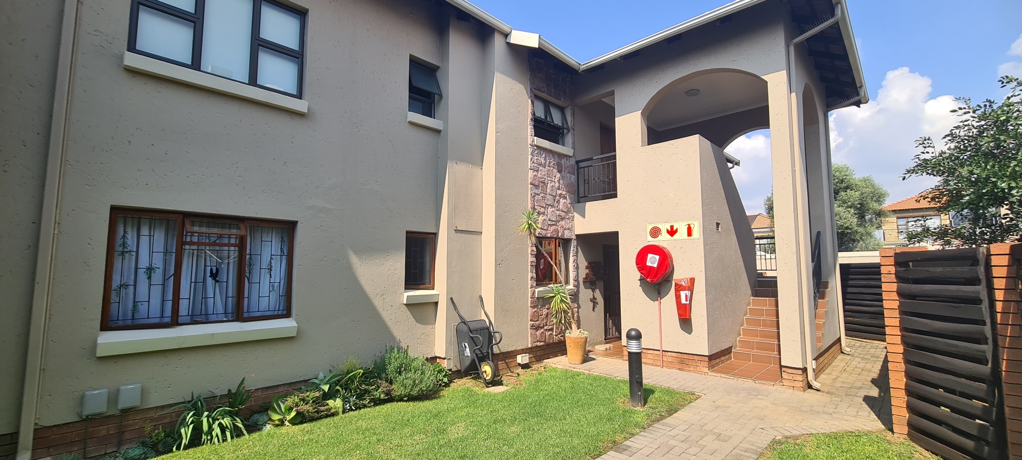 View Property Ref No: 25565