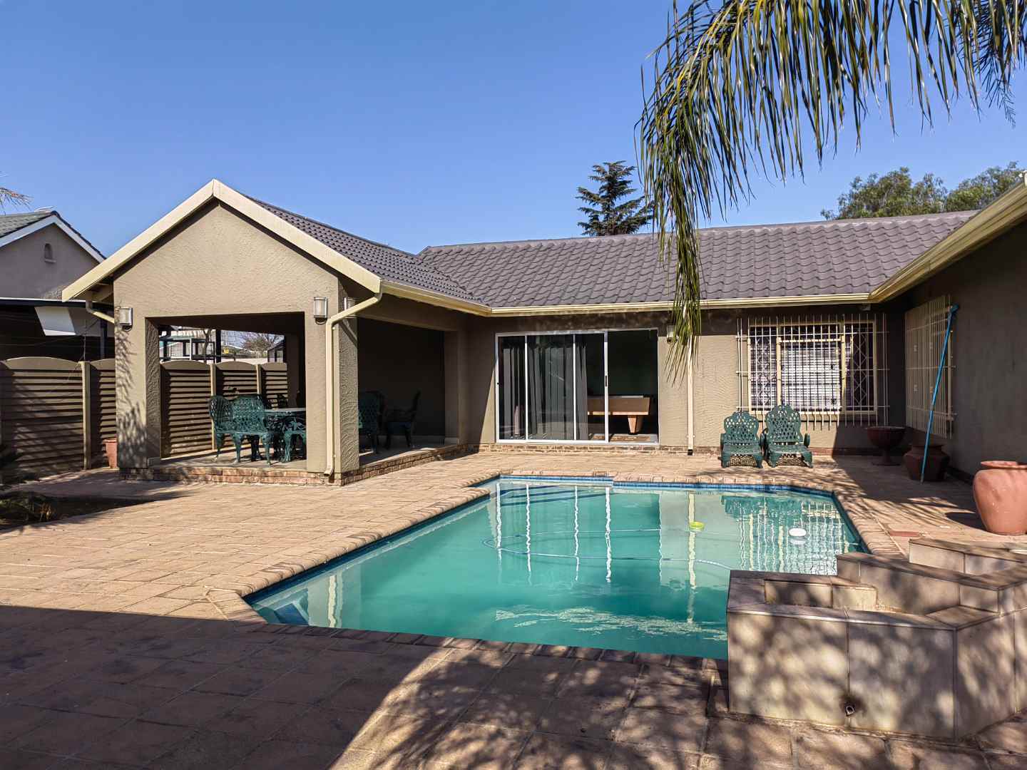 View Property Ref No: 25793