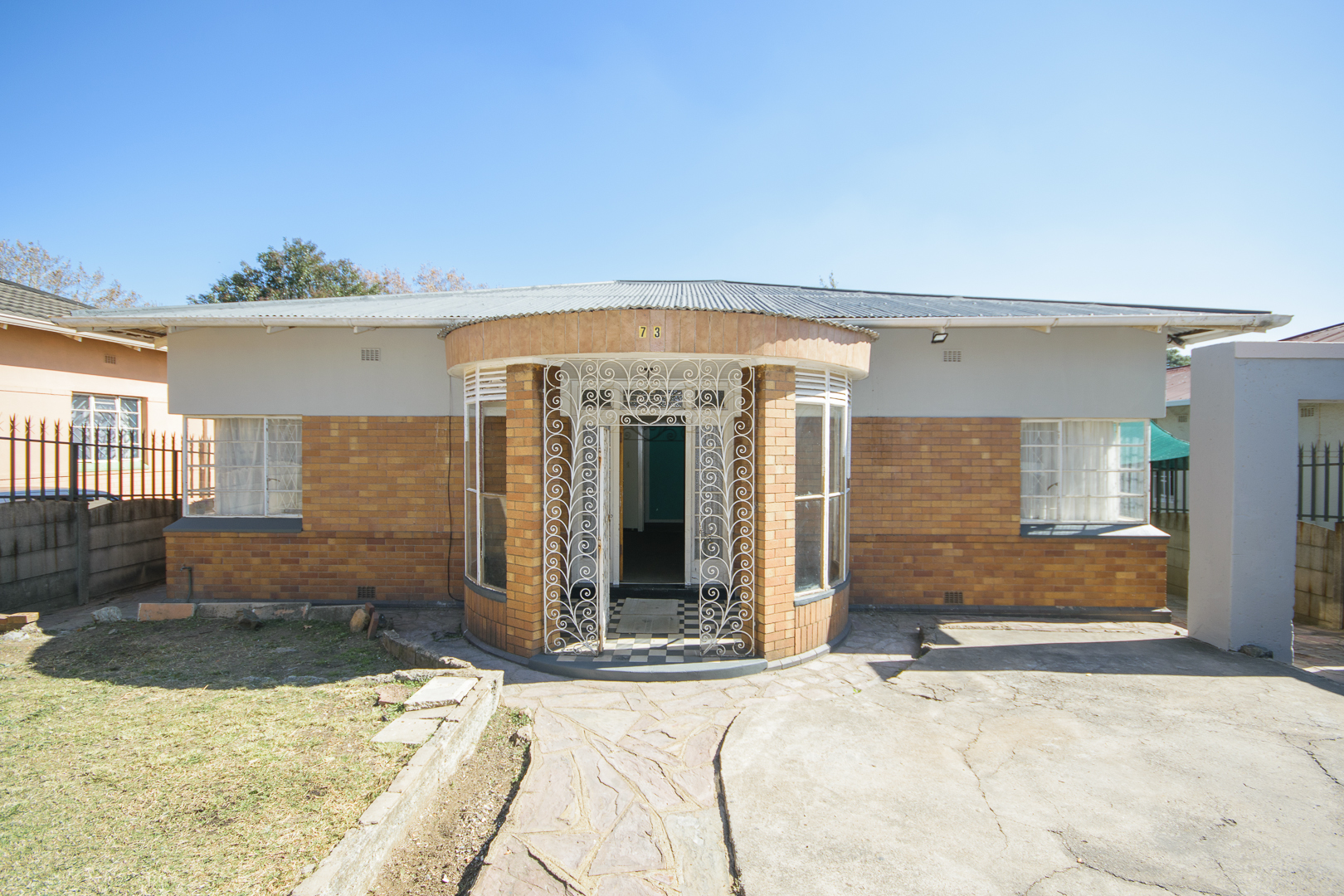 View Property Ref No: 25817